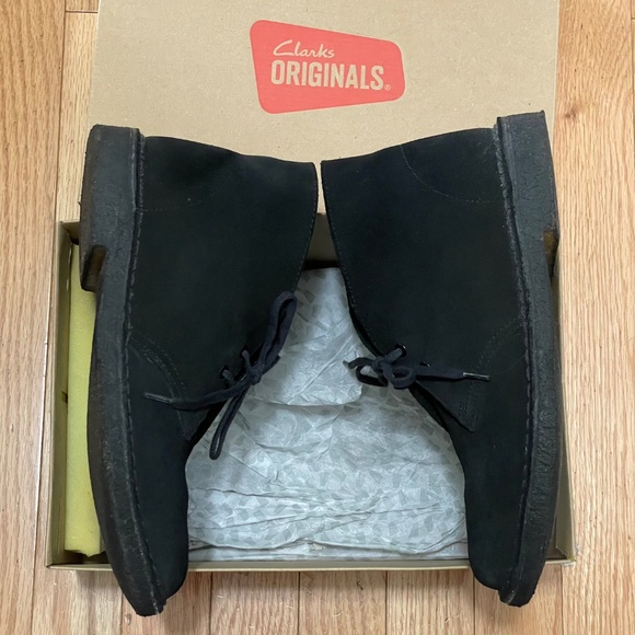 Clarks Originals Suede Black Booties - Picture 4 of 8